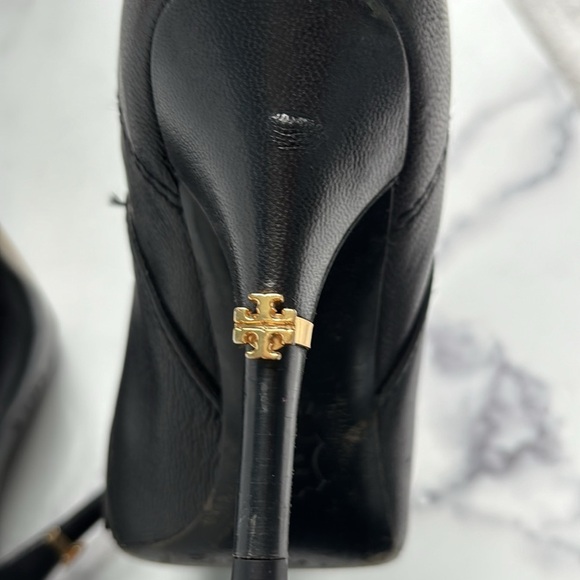 Tory Burch Bernice Black Leather Pointed Toe Ankle Boots Size 7.5M - Picture 7 of 13